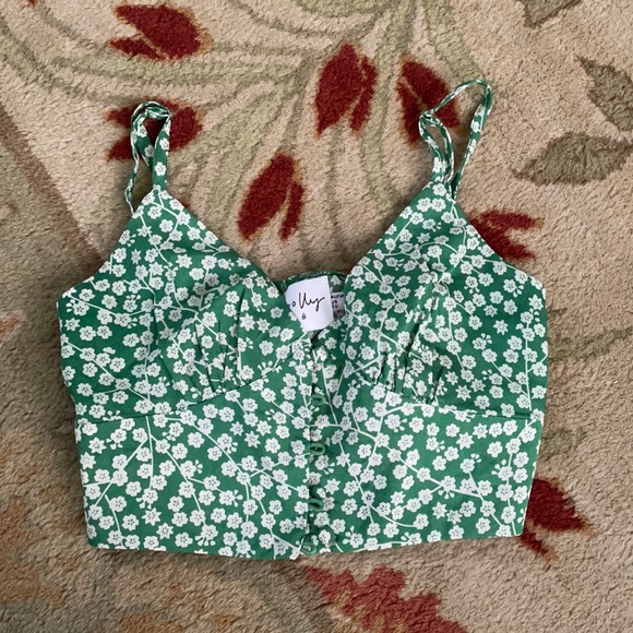 COPY - princess polly cropped tank - Picture 1 of 1